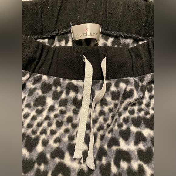 Black Animal Print Cuddl Duds Pajama Set - Picture 4 of 6